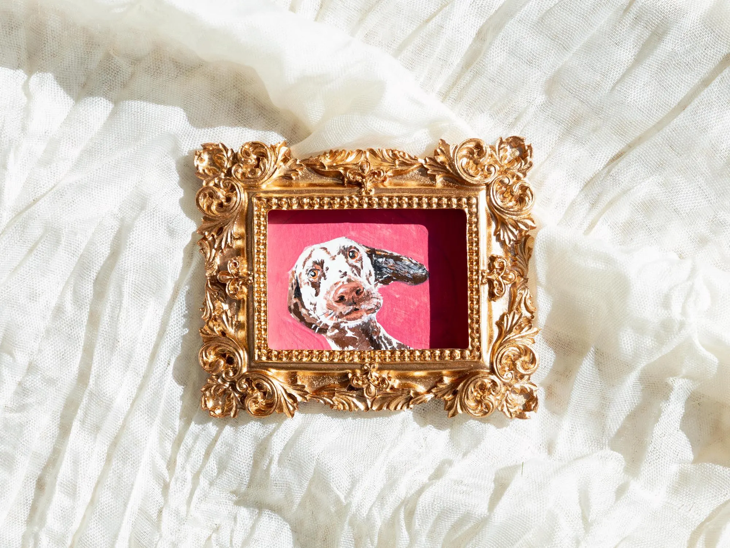 Custom hand-painted pet portraits  | Custom vintage-style refrigerator magnets